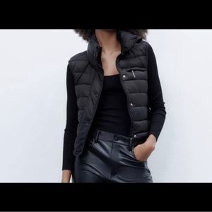 ZARA Water Repellant Puffer Vest